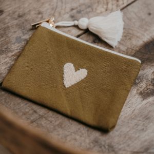 ZAKUW | Porte-Monnaie Love – Olive (A Précommander)