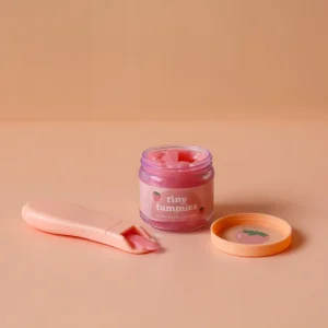 TINY HARLOW | Petit Pot Magique Tiny Tummies Fraise