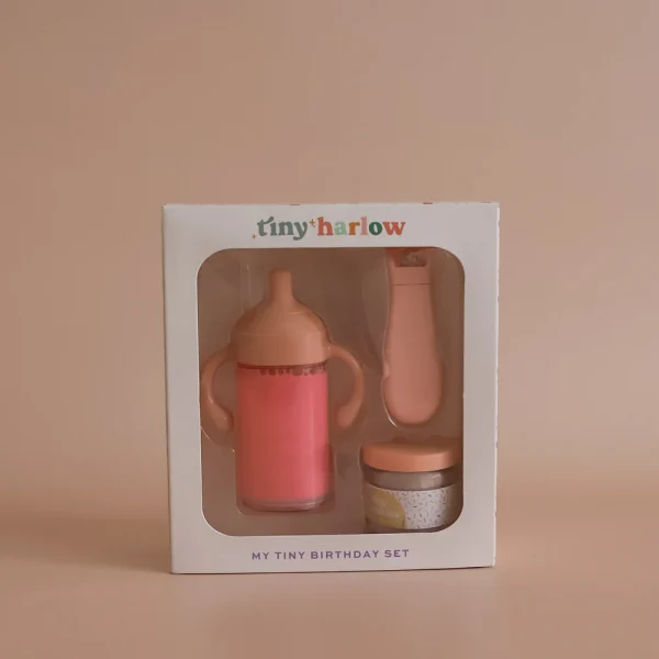 TINY HARLOW | Set Anniversaire Lait & Fraise – Image 4